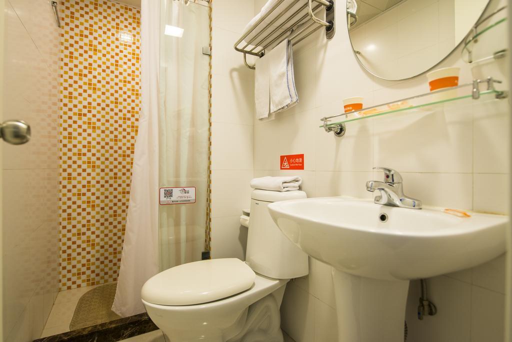 7Days Inn Kunming East Station Juhua Overpass Bagian luar foto